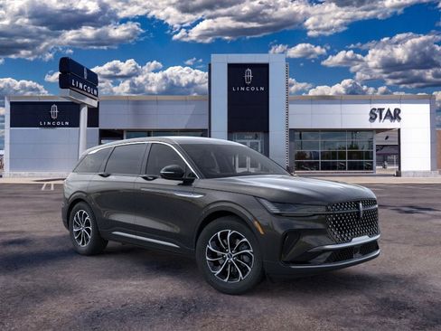 New 2026 Lincoln Nautilus Premier AWD/4WD image 7