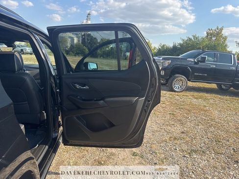 Certified 2023 Chevrolet Traverse Premier w/ Redline Edition image 25