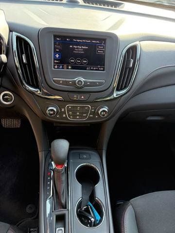 Used 2024 Chevrolet Equinox RS FWD image 11