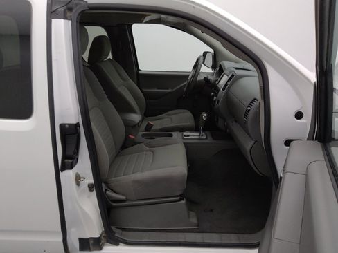 Used 2019 Nissan Frontier S image 21
