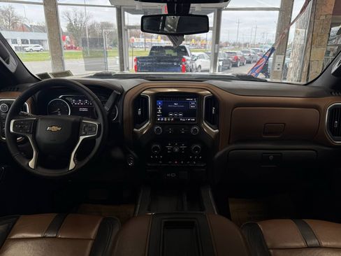 Used 2022 Chevrolet Silverado 2500 High Country AWD/4WD image 43