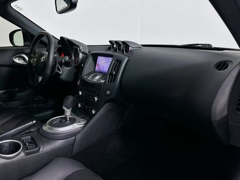 Used 2019 Nissan 370Z Touring Sport image 27