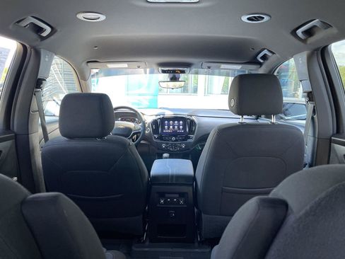 Used 2023 Chevrolet Traverse LT FWD image 42
