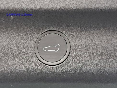 Used 2024 Tesla Model Y Long Range image 30