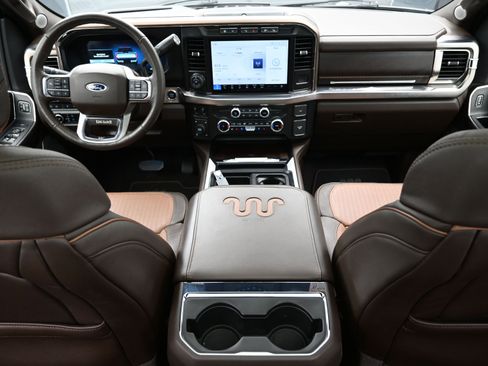 Used 2023 Ford F250 King Ranch w/ FX4 Off-Road Package image 13