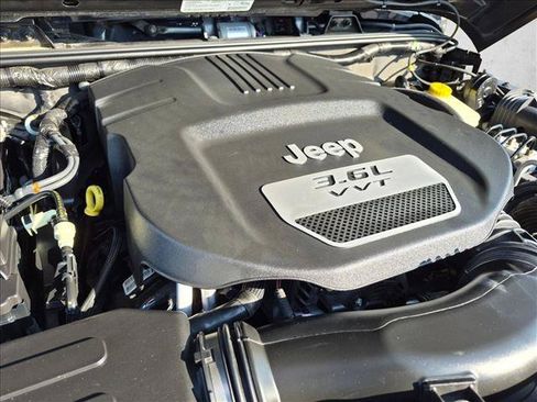 Used 2013 Jeep Wrangler Unlimited Sport AWD/4WD image 22