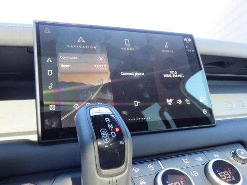 Used 2025 Land Rover Defender 110 X-Dynamic SE image 27