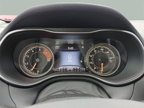 Used 2022 Jeep Cherokee Latitude Lux image 14