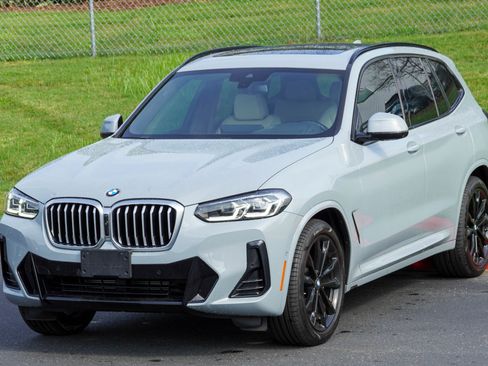 Used 2023 BMW X3 sDrive30i w/ M Sport Package RWD image 5