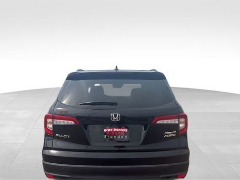 Used 2022 Honda Pilot Special Edition image 3