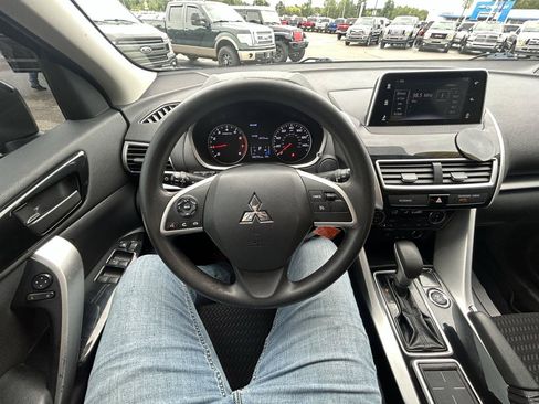 Used 2019 Mitsubishi Eclipse Cross LE AWD/4WD image 29
