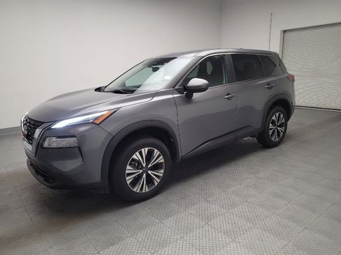 Used 2023 Nissan Rogue SV AWD/4WD image 2
