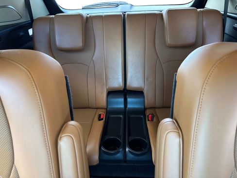 Certified 2022 Lexus RX 450hL AWD w/ Premium Package image 16