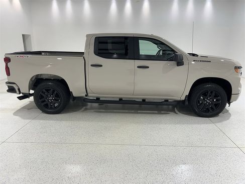 New 2026 Chevrolet Silverado 1500 Custom image 9