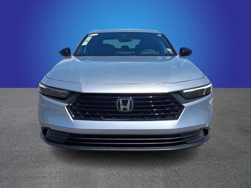 Used 2025 Honda Accord Sport image 2