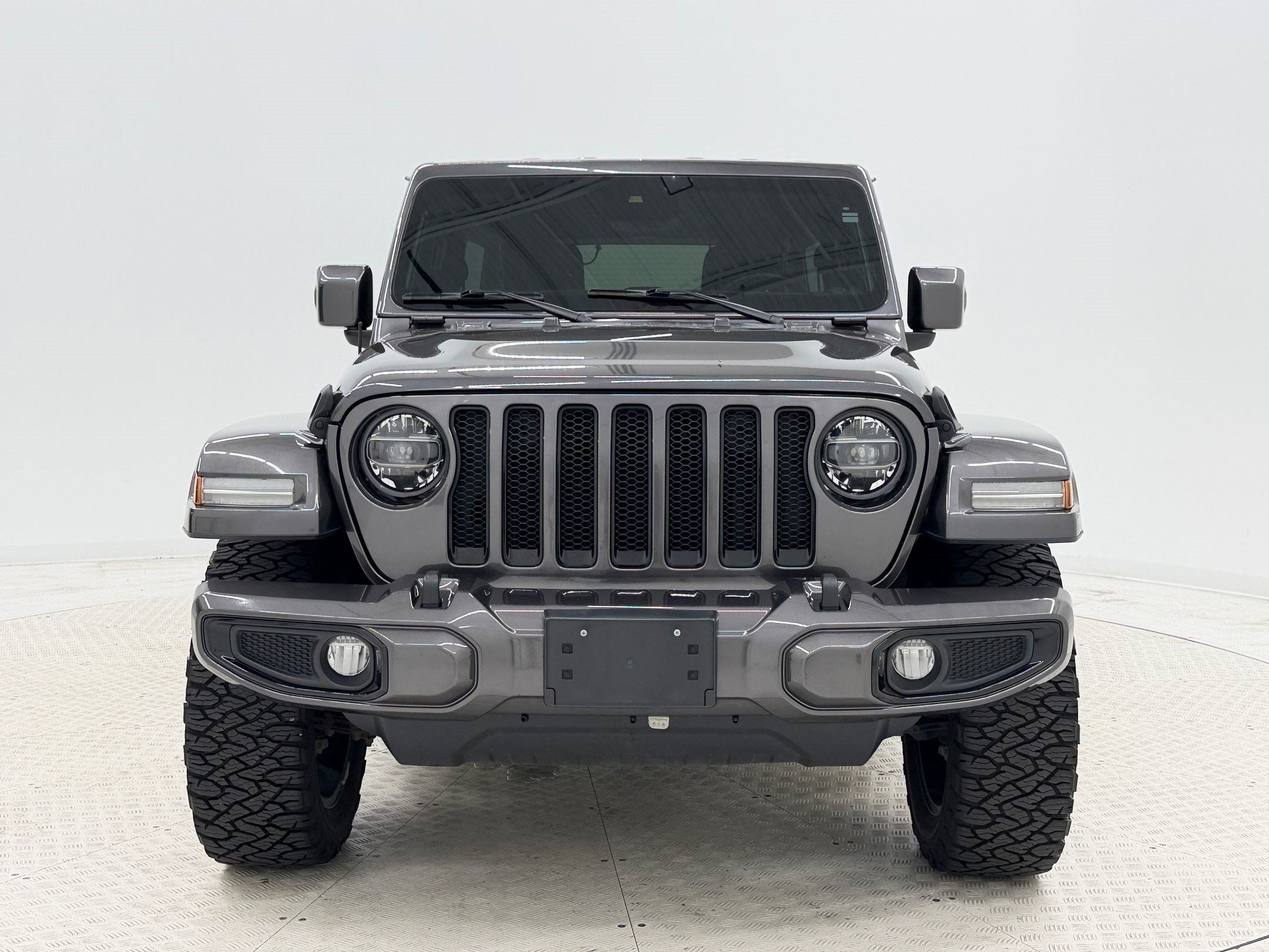 Used 2021 Jeep Wrangler Unlimited Sahara AWD/4WD image 6