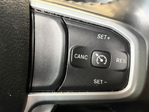 Used 2022 RAM 1500 Big Horn AWD/4WD image 26