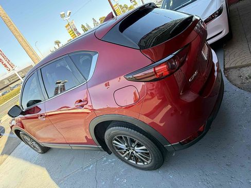 Used 2019 MAZDA CX-5 Touring FWD image 19
