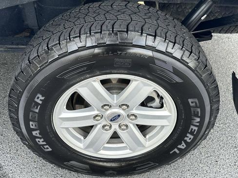 Used 2023 Ford F150 XLT w/ Trailer Tow Package image 23