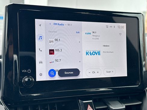 Used 2024 Toyota Corolla LE image 17