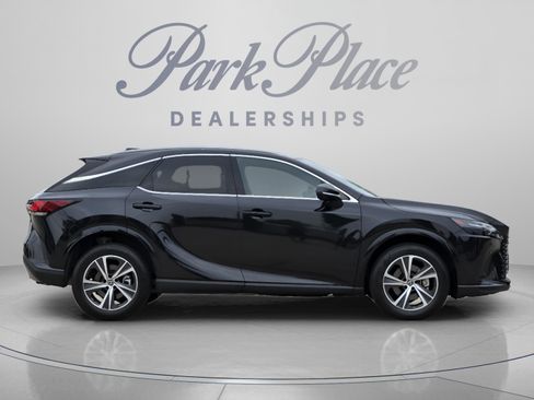 Used 2025 Lexus RX 350 Premium w/ Accessory Package (Z1) FWD image 6