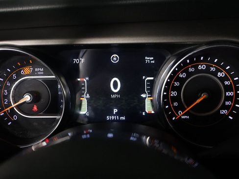 Used 2021 Jeep Wrangler Unlimited Sahara image 30