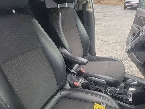 Used 2019 Buick Encore Preferred image 22