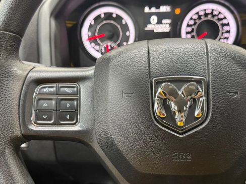 Used 2018 RAM 1500 Express w/ Express Value Package image 8