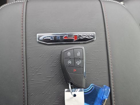 New 2026 GMC Sierra 2500 AT4X w/ AT4X AEV Edition AWD/4WD image 39