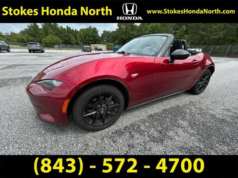 Used 2019 MAZDA MX-5 Miata Sport RWD image 5