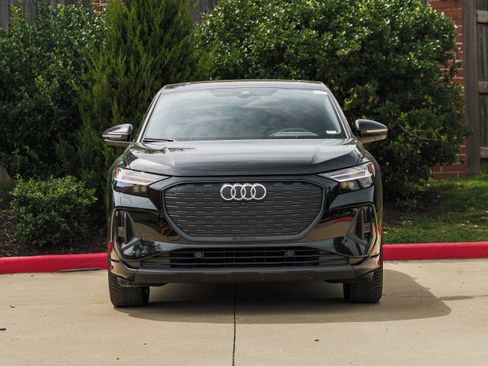 Certified 2023 Audi Q4 e-tron Prestige w/ Black Optic Package AWD/4WD image 28
