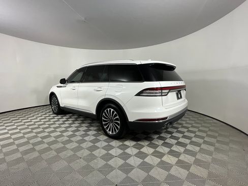 Certified 2023 Lincoln Aviator Reserve image 3