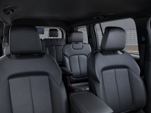 New 2025 Jeep Grand Cherokee L Limited image 26