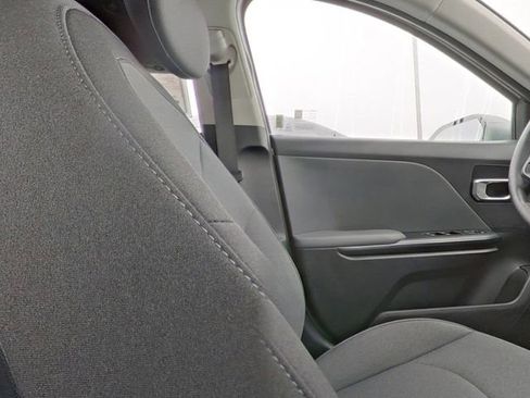 Used 2025 Kia K4 LXS image 27