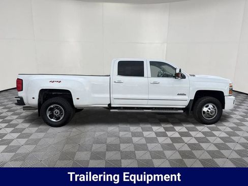 Used 2019 Chevrolet Silverado 3500 High Country w/ Duramax Plus Package AWD/4WD image 8