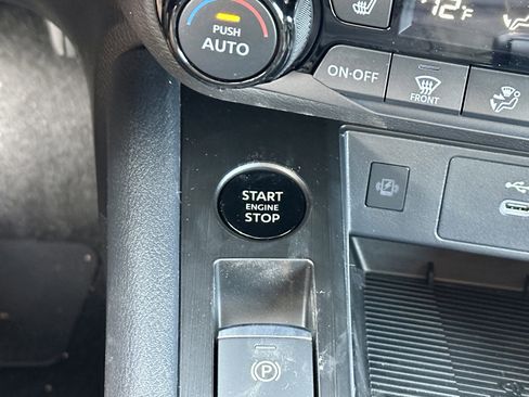 New 2026 Nissan Kicks SV image 19