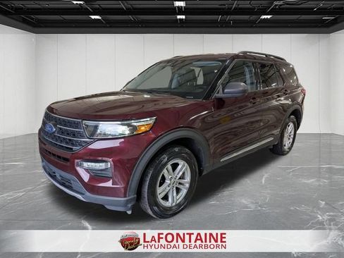 Used 2022 Ford Explorer XLT w/ Equipment Group 202A AWD/4WD image 1