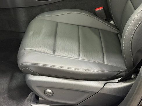 New 2026 Mercedes-Benz GLE 450 4MATIC image 17