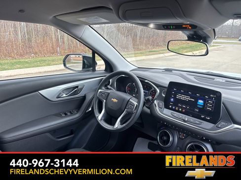 New 2025 Chevrolet Blazer LT w/ Midnight/Sport Edition image 27