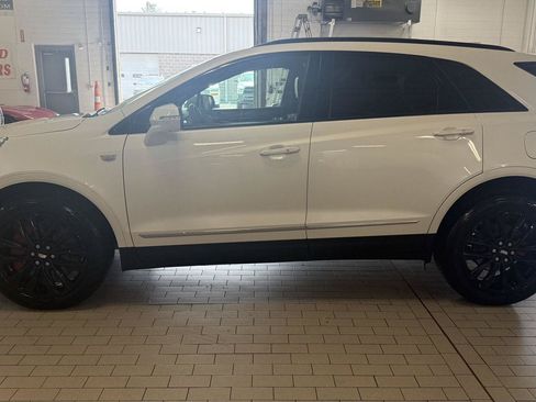 Used 2023 Cadillac XT5 Sportv w/ Technology Package AWD/4WD image 1