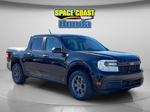 Used 2022 Ford Maverick XLT image 13