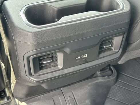 Used 2022 Chevrolet Silverado 1500 LT AWD/4WD image 20