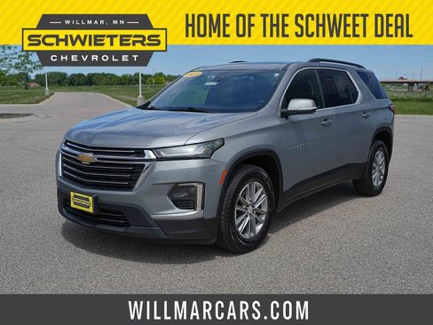 Used 2023 Chevrolet Traverse LT AWD/4WD image 1