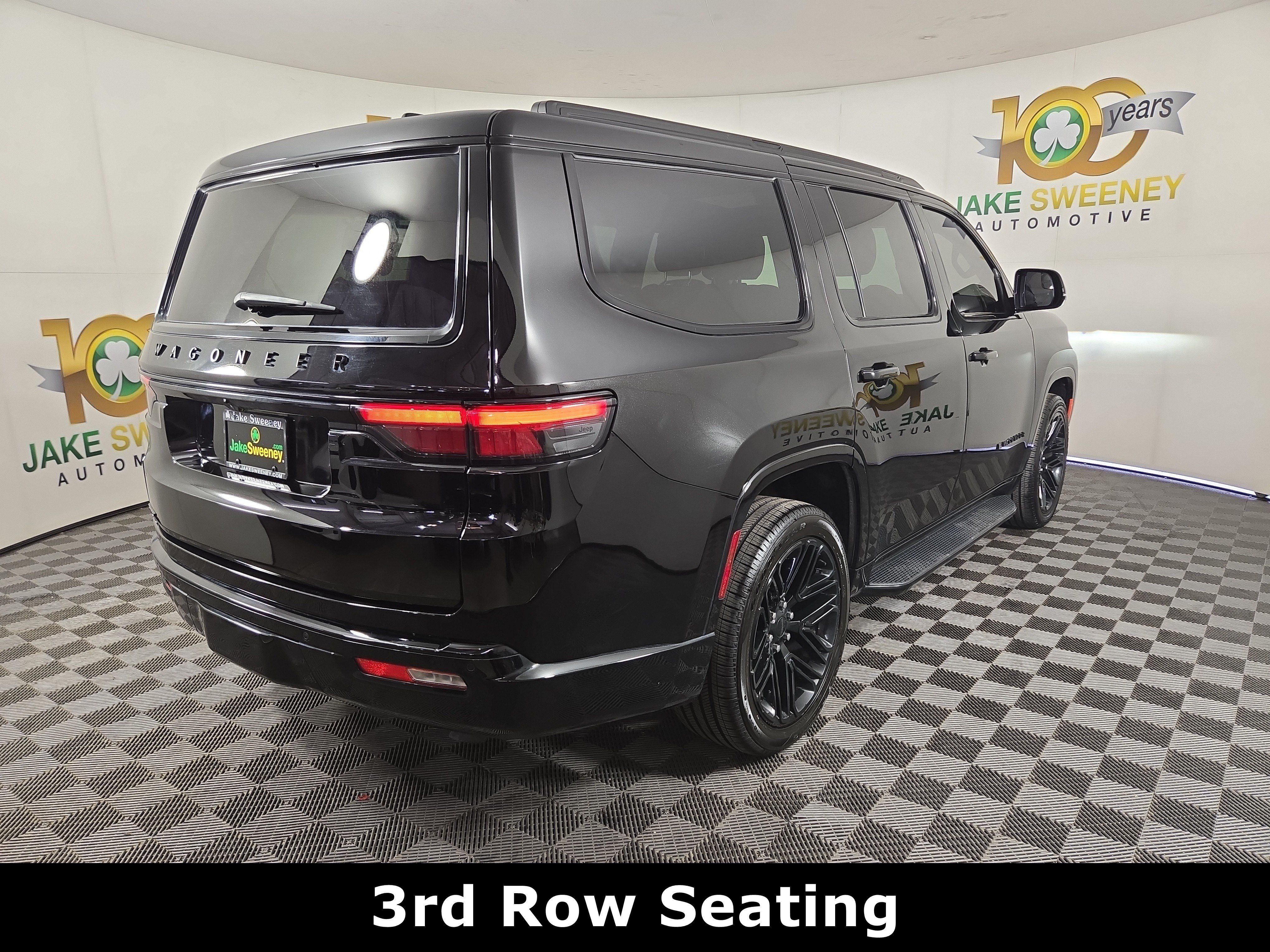 Used 2023 Jeep Wagoneer Series II AWD/4WD image 10