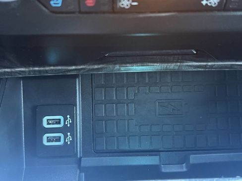 Used 2018 Ford Expedition Limited w/ Equipment Group 301A image 34