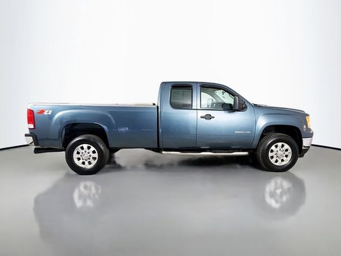 Used 2013 GMC Sierra 2500 SLE w/ SLE Preferred Package image 8