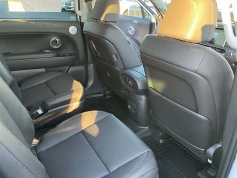 New 2026 Hyundai Palisade Limited image 16