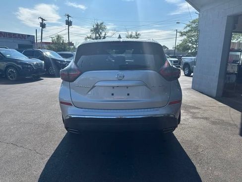 Used 2020 Nissan Murano SL w/ Moonroof Package AWD/4WD image 3
