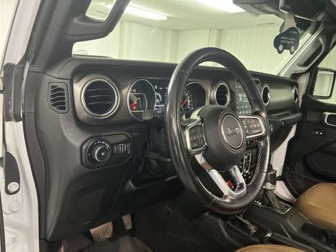 Used 2021 Jeep Wrangler Unlimited Rubicon AWD/4WD image 10