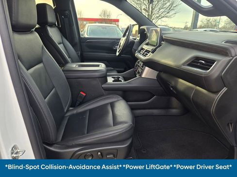 Used 2024 Chevrolet Tahoe LT image 11
